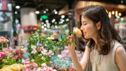 秘鲁男子斗鸡攻击致死事件