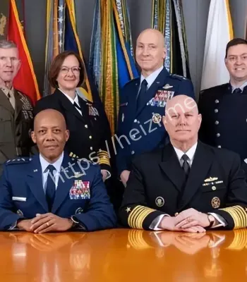 美军四星上将辞职